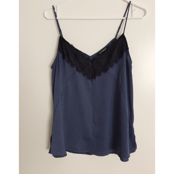 Express Tops - Express lace cami.🌱
